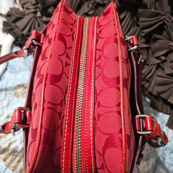 2005 Vintage Y2K Coach Monochrome Red Hampton Bowler Style Satchel Purse - Picture 8 of 10